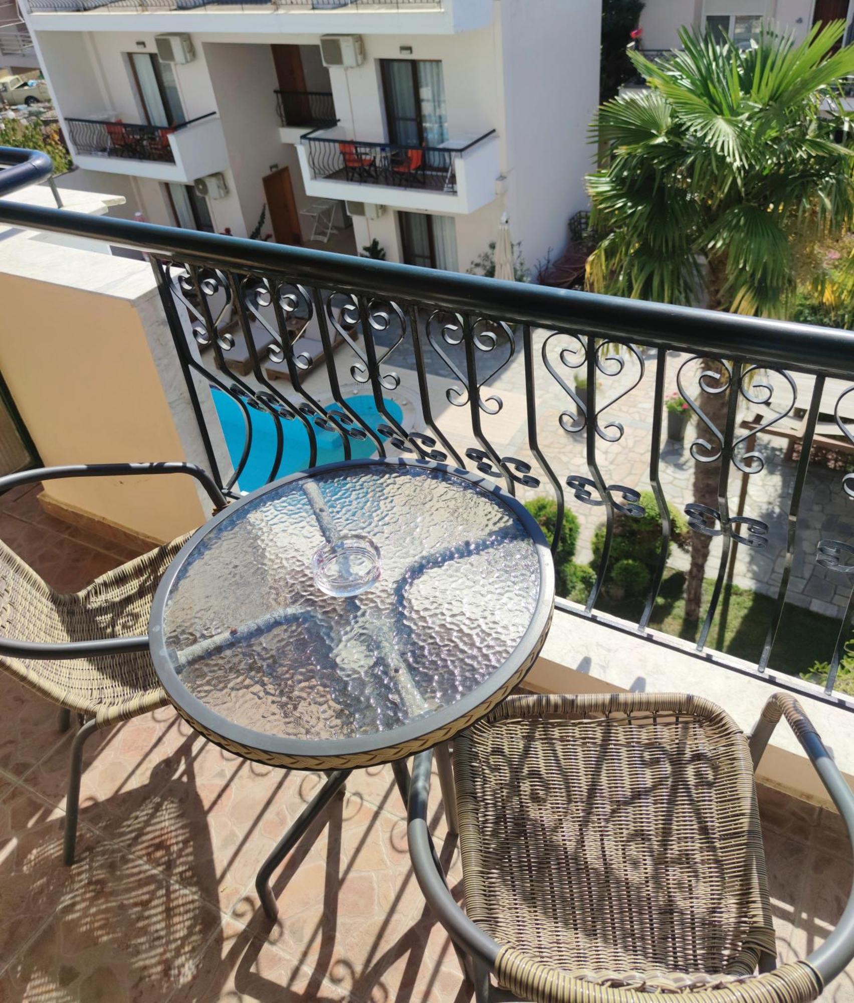 Syrtaki Hotel Ofrínion Exterior foto